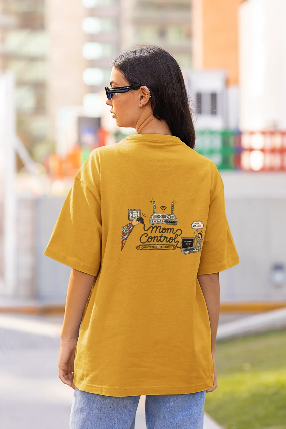 Funny WiFi Router Mom Oversized T-Shirt 2