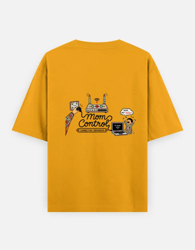 Funny WiFi Router Mom Oversized T-Shirt 4