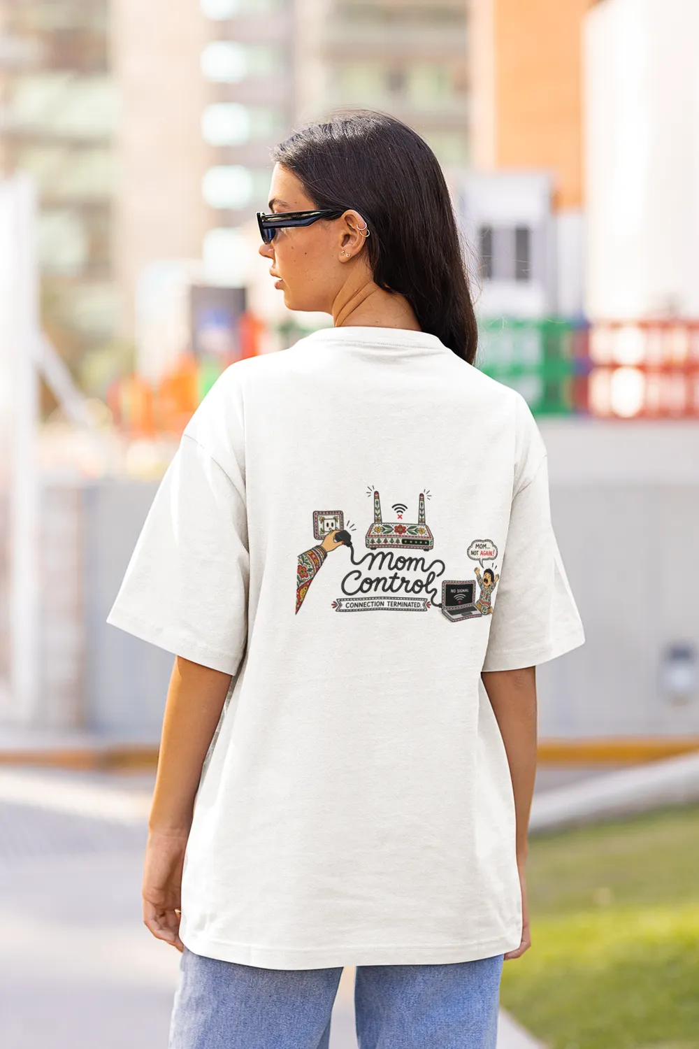 Funny WiFi Router Mom Oversized T-Shirt 2