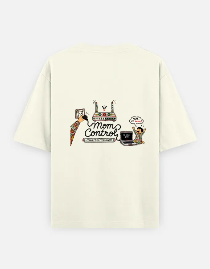 Funny WiFi Router Mom Oversized T-Shirt 4