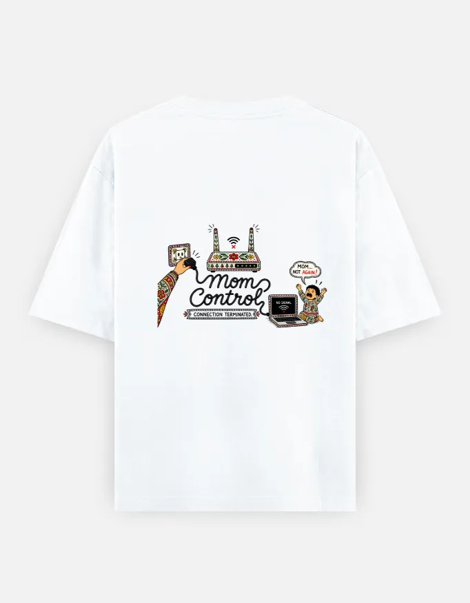 Funny WiFi Router Mom Oversized T-Shirt 4