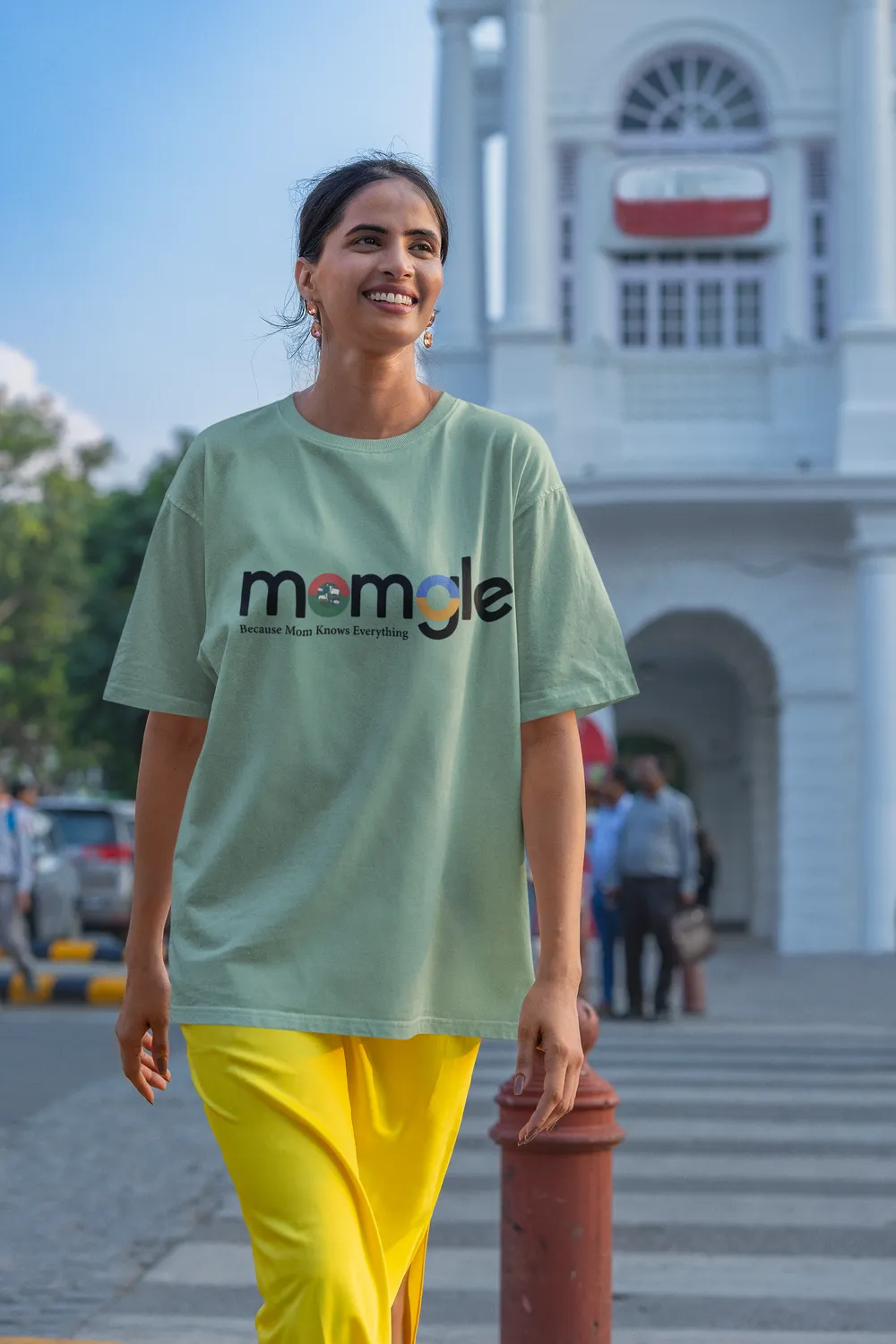 Mom Knows Everything Oversized T-Shirt